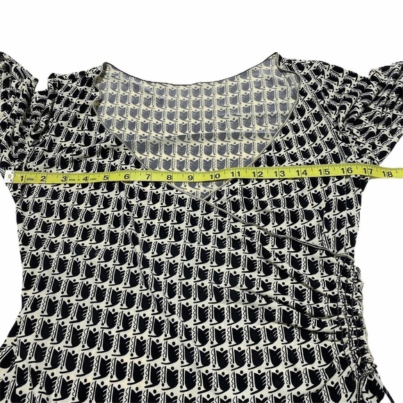 LONG-SLEEVE Wrap Dress Small - Picture 8 of 13